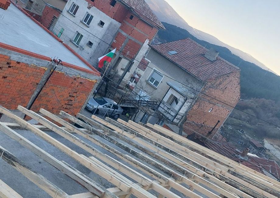 Ремонт на покриви Иванови