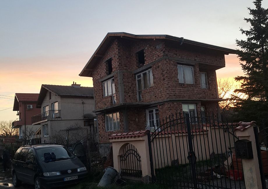 Ремонт на покриви Иванови